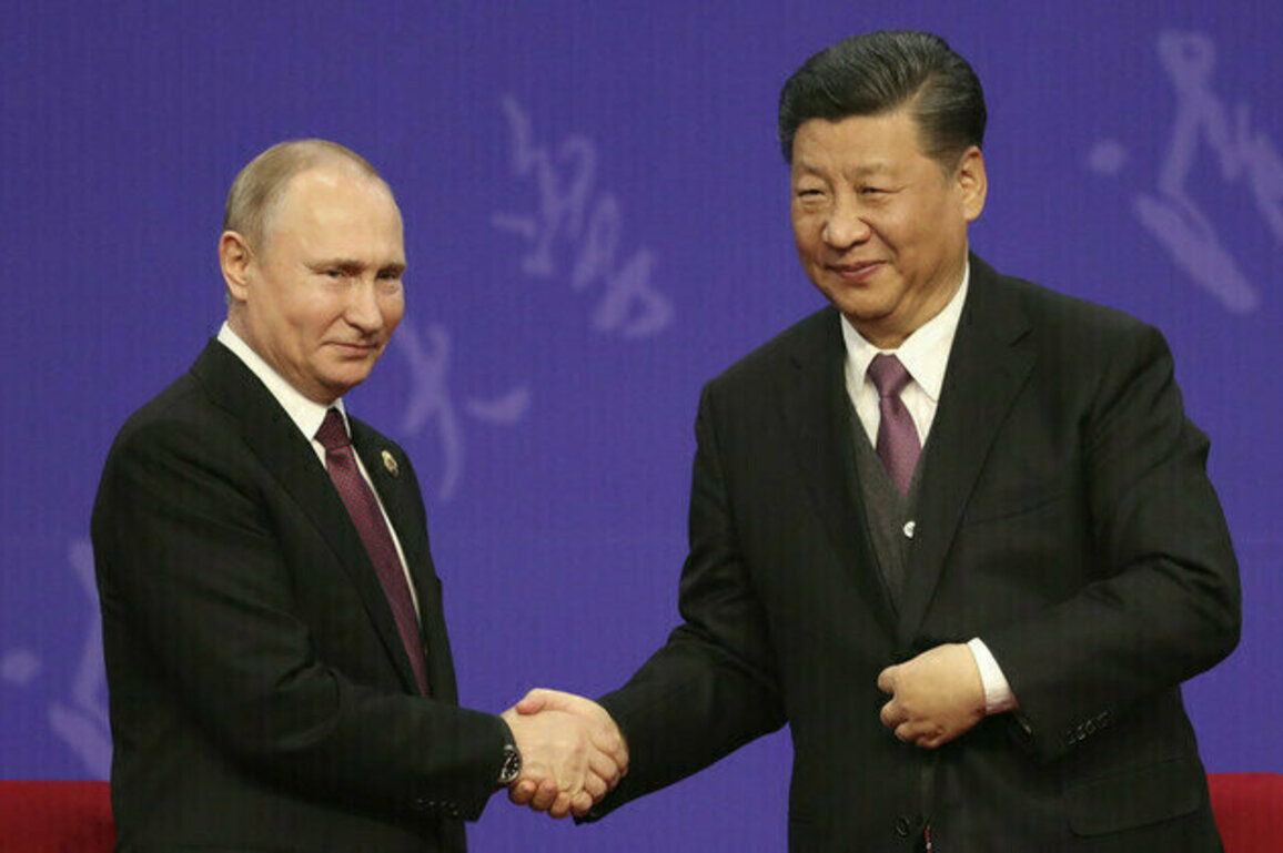 Putin and Xi discuss Ukraine ahead of expected Russia-US summit