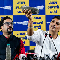 Delhi Police registers FIR against AAP leaders on charges of hurting religious sentiments