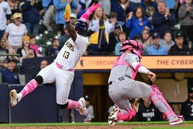 Brice Turang's blast helps Brewers finish sweep of Yankees