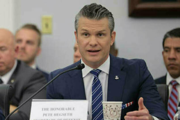 US to cut Ukraine aid - defense secretary