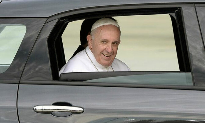 Pope freed after getting stuck in Vatican lift Pope freed after getting stuck in Vatican lift