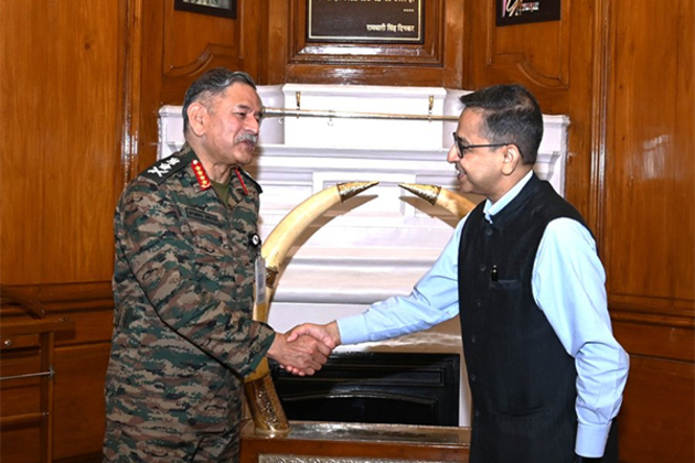Indian Army Chief, High Commissioner to Bangladesh discuss Geostrategic issues