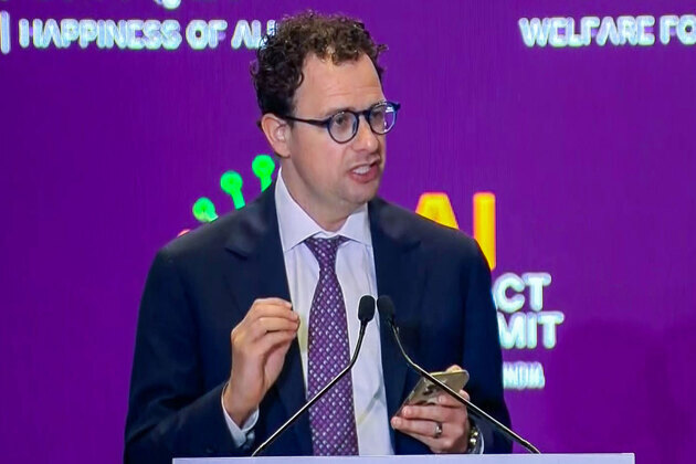 "Must slow the pace down": Anthropic CEO Dario Amodei calls for AI industry to slow down or risk losing control