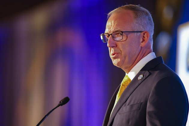 SEC extends commissioner Greg Sankey through 2026