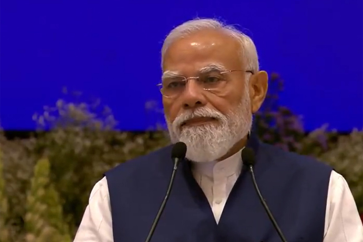 "'Hindu growth rate' should have been named 'Congress growth rate'": PM Modi attacks Congress over "sluggish" pace of economic progress in its rule