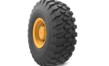 The Firestone VersaBuilt All Traction (G2/L2) tread pattern