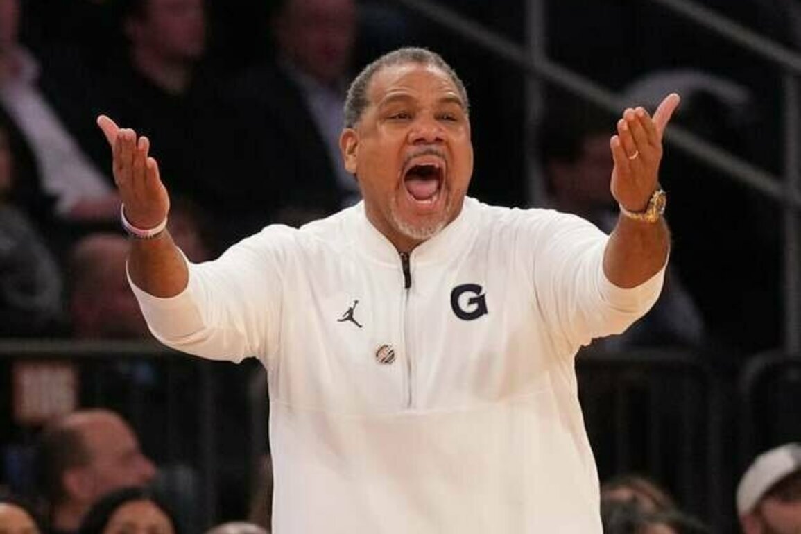KJ Lewis leads Georgetown past Morgan State in opener