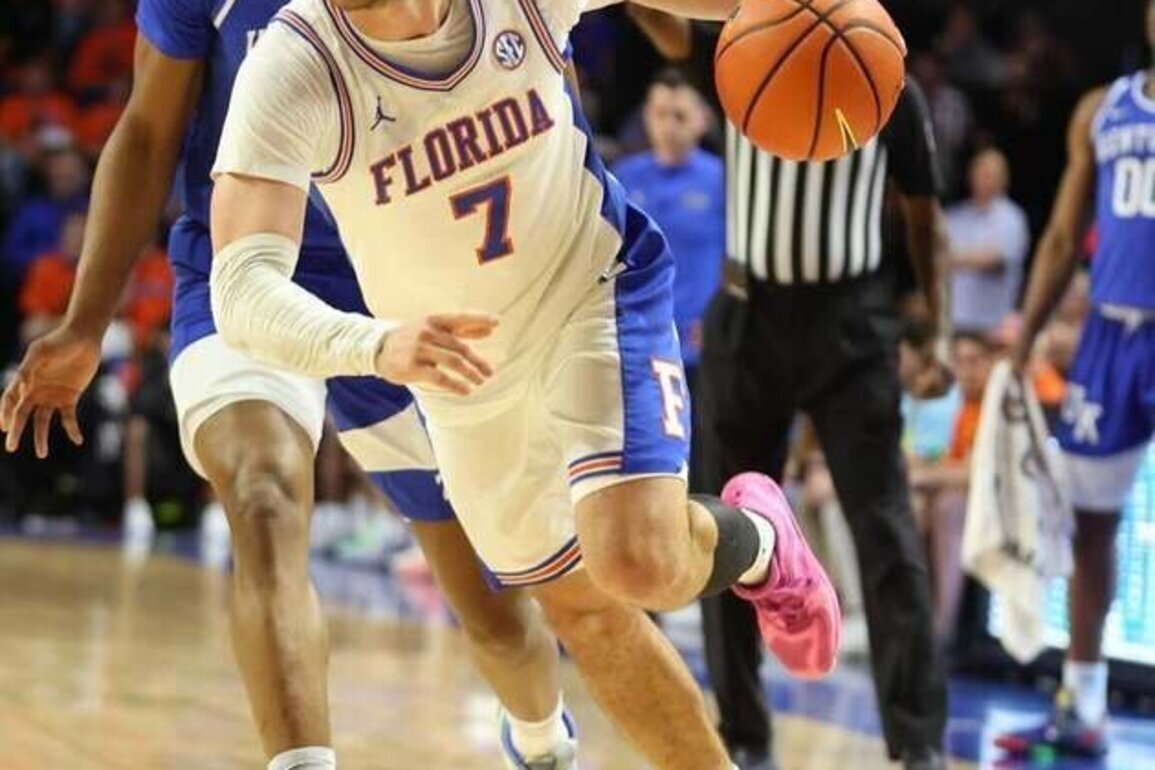 No. 14 Florida out to continue SEC dominance vs. South Carolina