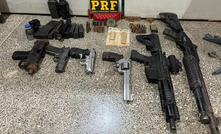 Armas aprendidas pela PRF em operação contra garimpo ilegal no MT/Divulgação