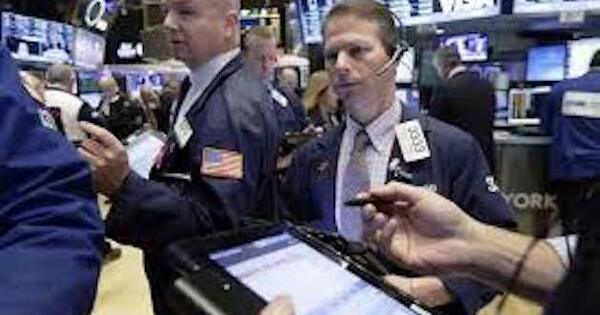 U.S. stocks end divided as CPI reading comes in as expected