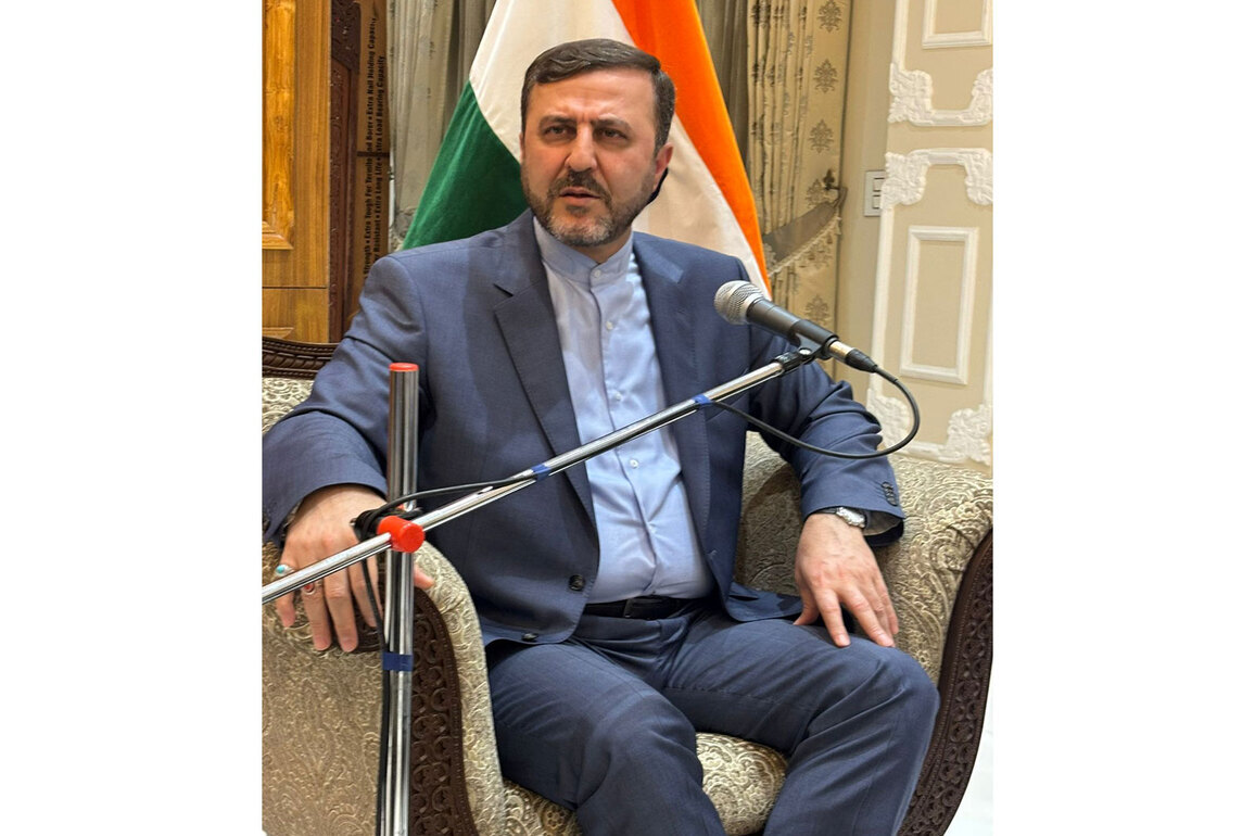 "Peace in St of Hormuz will ensure safety," says Iranian Min