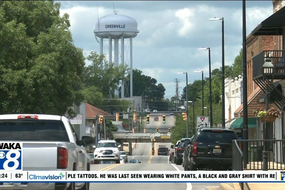 Hyundai in High Gear Part 3- Plant makes big impact on small towns - WAKA 8