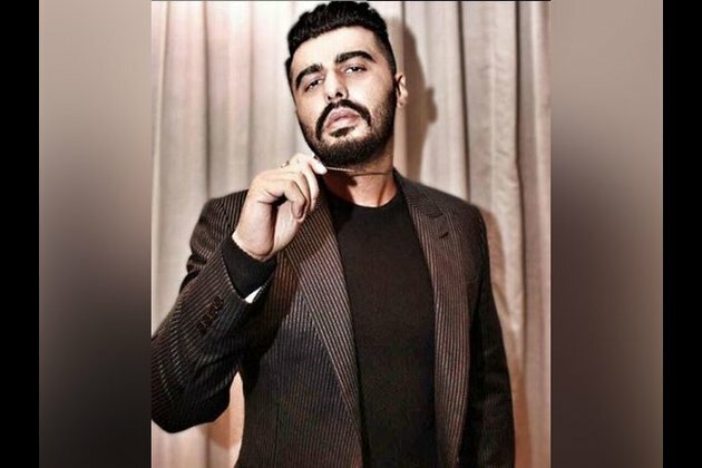 Arjun Kapoor teases fans about 'Mubarakan' sequel