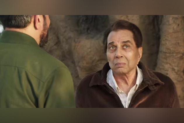Sunny Deol posts BTS video of father Dharmendra from 'Ikkis', urges fans to celebrate the legend in theatres