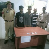 Three alleged narco smugglers held with heroin-like substance in J-K