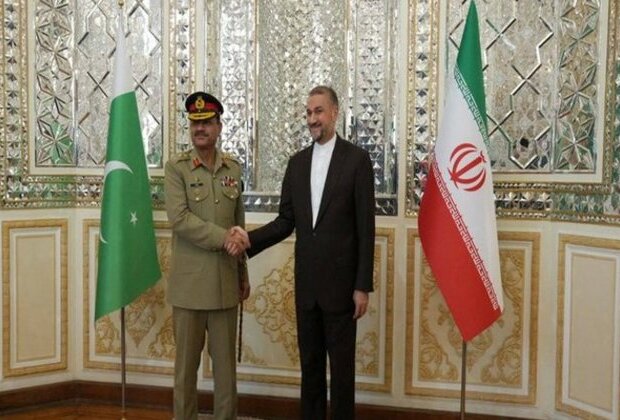 Pakistan, Iran to work together to 'eradicate terrorism' in border areas