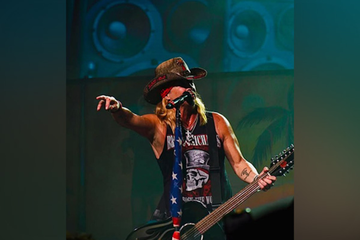 Bret Michaels shares he may "have to rearrange" tour schedule after diabetes scare