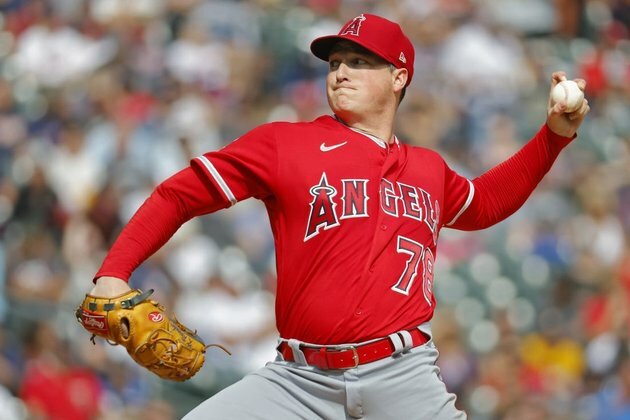 Jo Adell homers, Angels pitchers shut out Twins