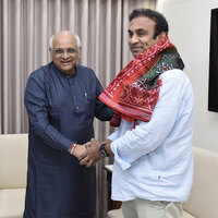 Odisha Governor pays courtesy visit to Gujarat CM Bhupendra Patel in Gandhinagar