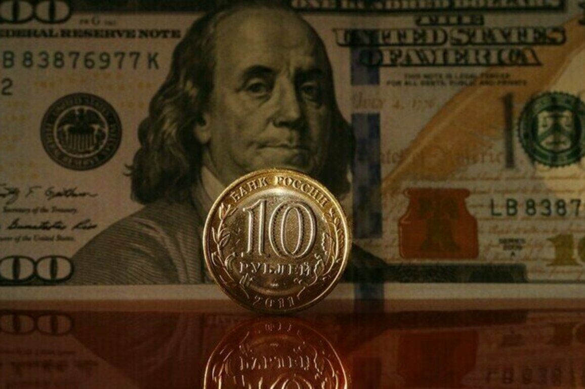 Ruble strengthens to two-year high against US dollar