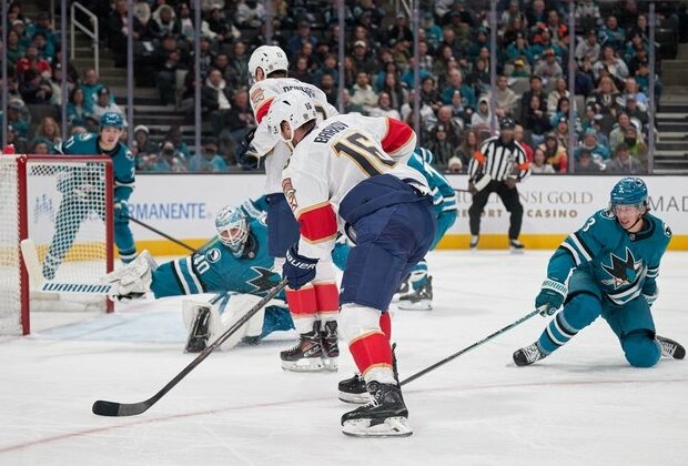 Matthew Tkachuk's 3-point night leads Panthers past Sharks