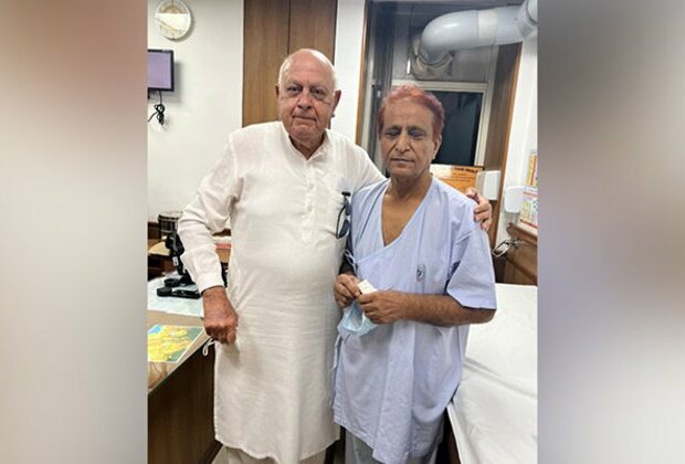 Farooq Abdullah visits SP leader Azam Khan at Sir Gangaram hospital