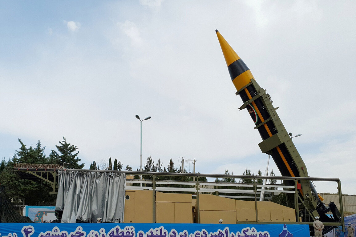 IRGC launches tenth missile wave targeting Tel Aviv as Israel eliminates top Iranian Intelligence officials in Tehran strike