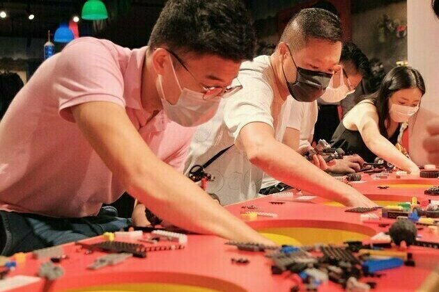 Calling on All the LEGO Fans. LEGOLAND Discovery Centre Hong Kong NO KIDS NIGHT is back. Trip.com is now offering limited package tickets.