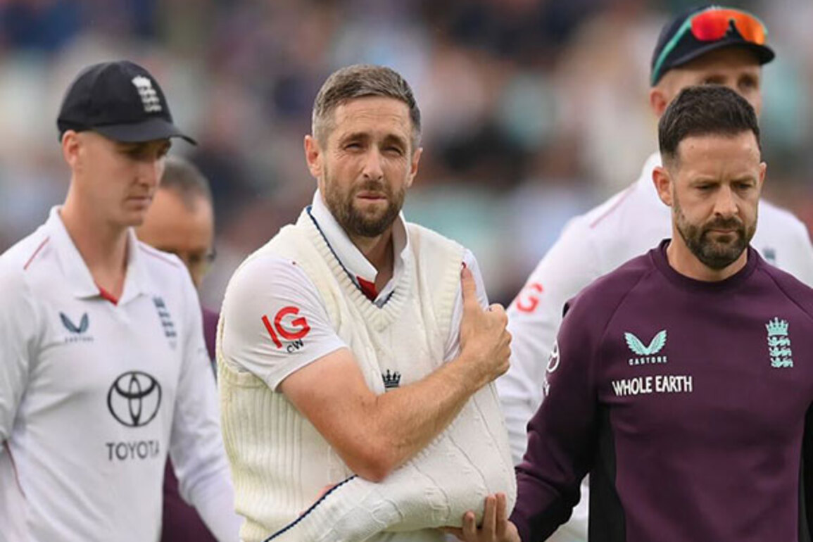 Ben Stokes hails Chris Woakes' dedication to come out to bat despite shoulder injury