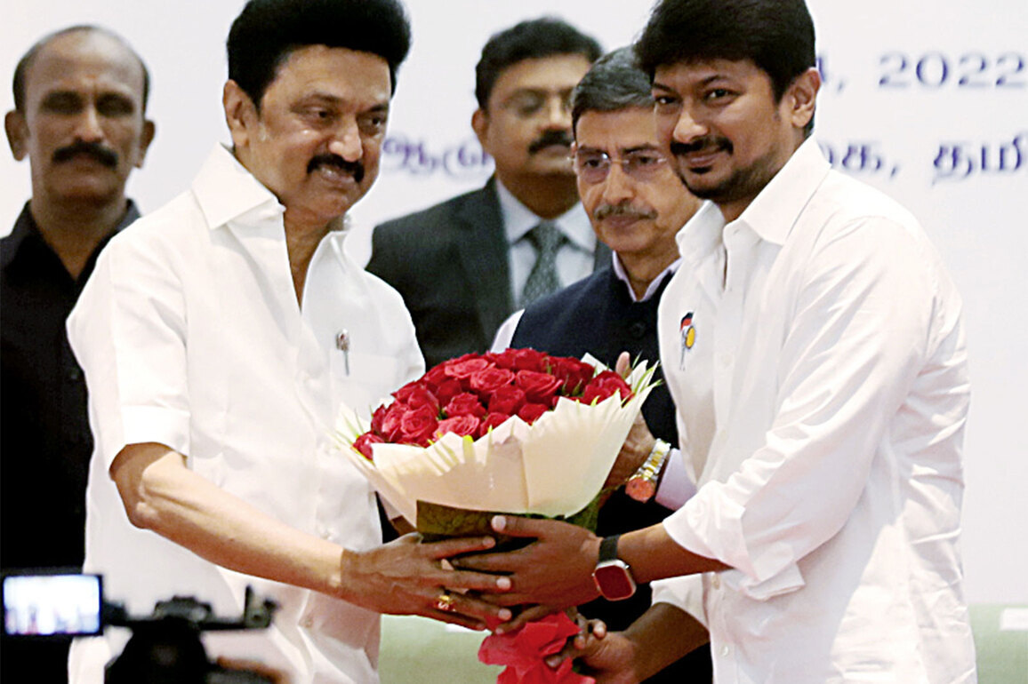 Tamil Nadu unveils Integrated Textile policy 2025-26; allocates Rs 1,943 cr for handlooms and textiles in Interim budget