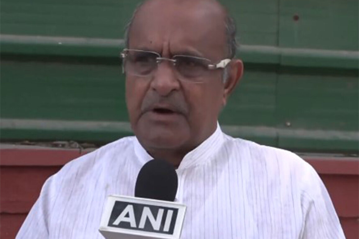 JD(U) veteran KC Tyagi skips party's membership renewal, says "relationship with Nitish Kumar remains same"