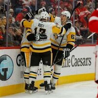 Bryan Rust continues hot streak to carry Pens over Red Wings