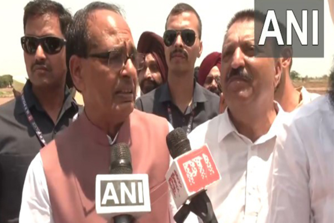 Union Minister Shivraj Singh Chouhan drives tractor, urges water-saving methods