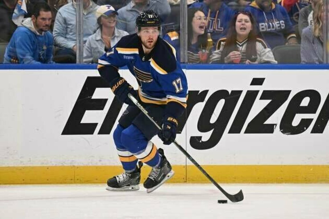 Blues D Cam Fowler inks 3-year, $18.3M extension