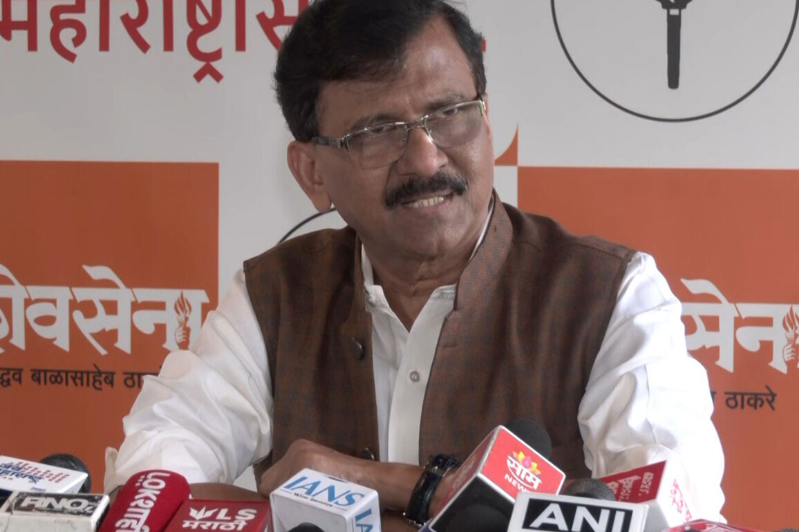 "PM Modi contrary to Pandit Nehru, should hold press conference": Sanjay Raut