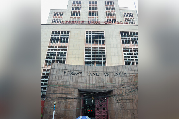 Indian economy resilient despite global uncertainty; RBI bulletin highlights growth, fintech and UPI adoption