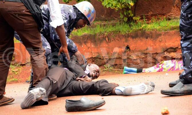 2015 bad year for Journalists in Uganda - report 2015 bad year for Journalists in Uganda - report