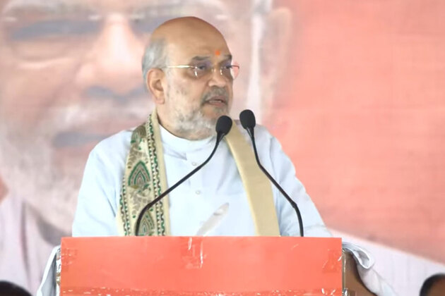 "No accusation of even four annas worth of corruption against Modi, Nitish in 11 and 20 years," says Amit Shah