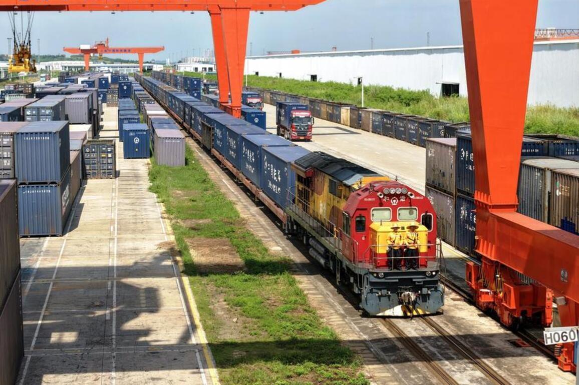 How rail-based trade, travel deepen China-Vietnam ties