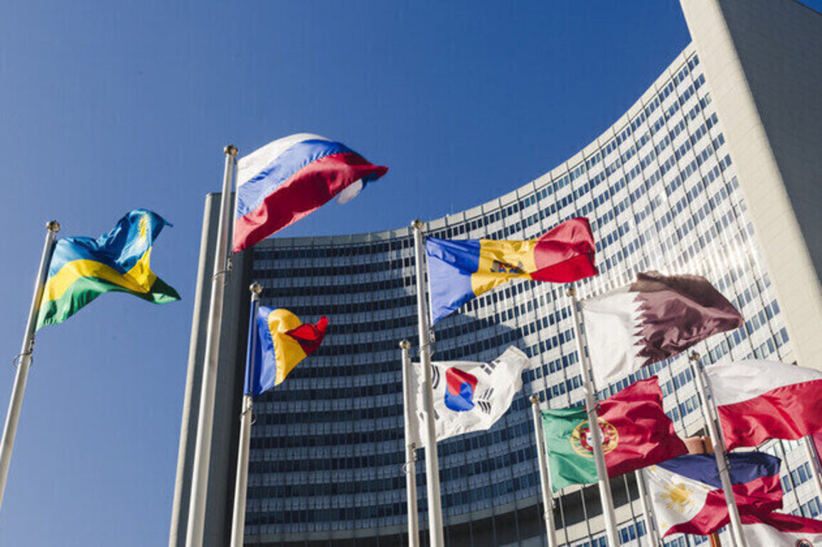 Moscow vows harsh response to EU nation over diplomats expulsion