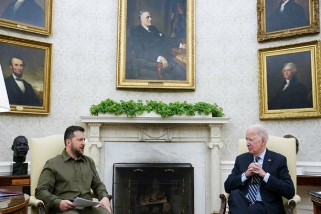 Biden reaffirms support to Ukraine as government shutdown is narrowly averted
