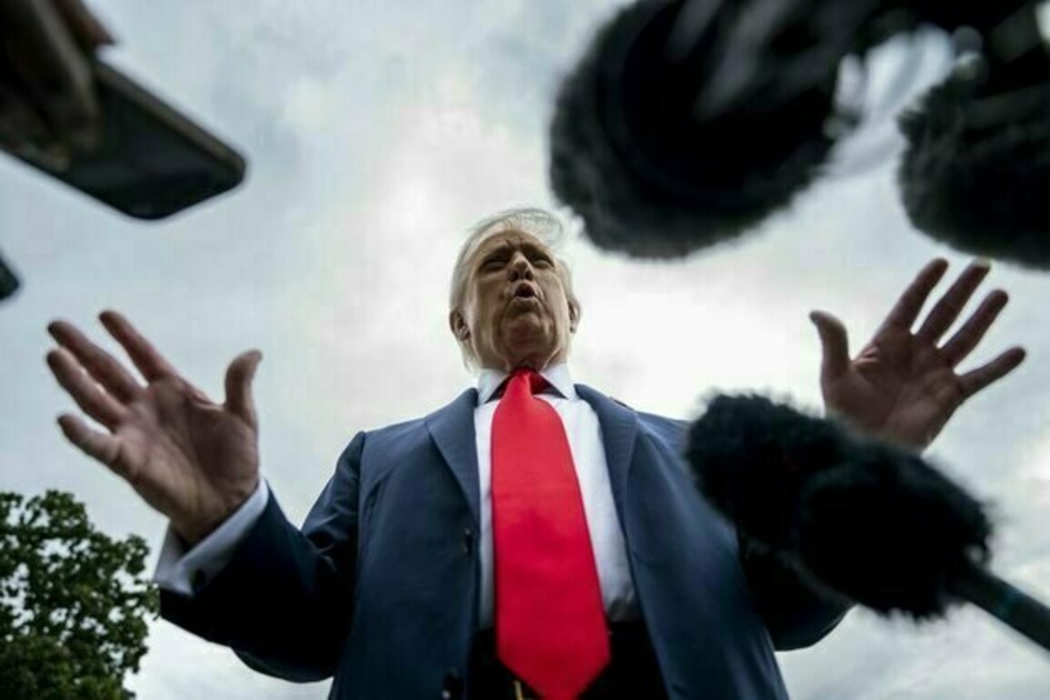 Trump accuses ABC journalist of 'hurting Australia' and says he'll report him to Albanese