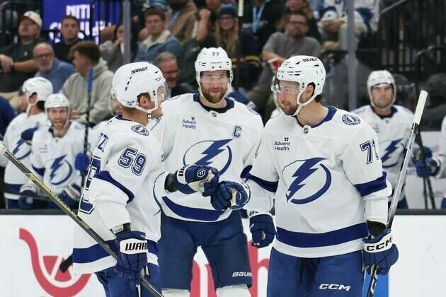 Red-hot Lightning continue Western swing at snake-bitten Avalanche