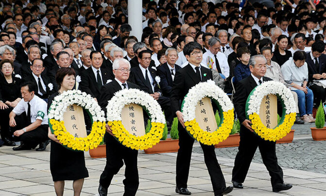 Nagasaki mayor pleads for end to nuclear threat on bomb anniversary Nagasaki mayor pleads for end to nuclear threat on bomb anniversary
