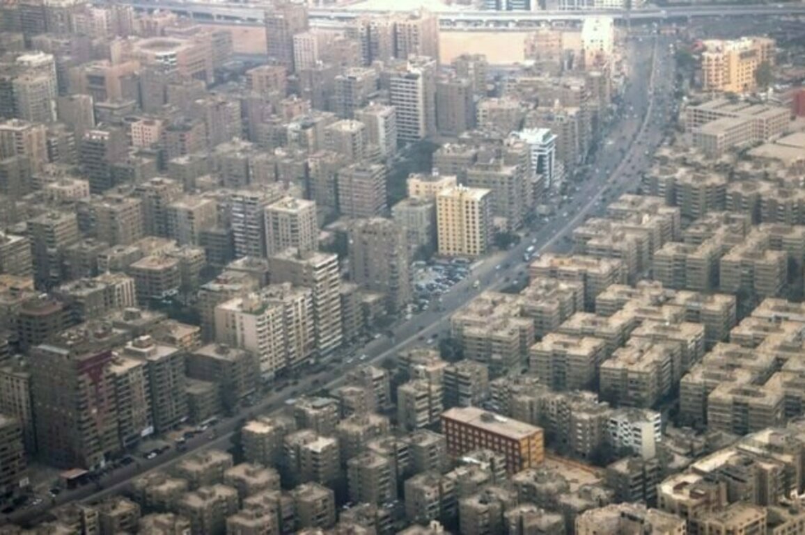 Egypt state media: Cairo building collapse kills 10 