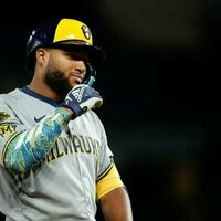 Hot hitters square off as Brewers visit Diamondbacks