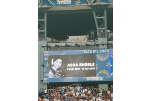 Asha Bhosle's demise: RCB, MI players sport black armbands as mark of tribute to 'Dum Maaro Dum' singer