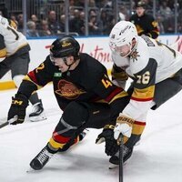 Golden Knights edge Canucks, grab piece of first place in Pacific