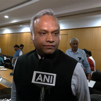 Karnataka lost out on "major investments" due to Centre denying permission for US visit: Priyank Kharge