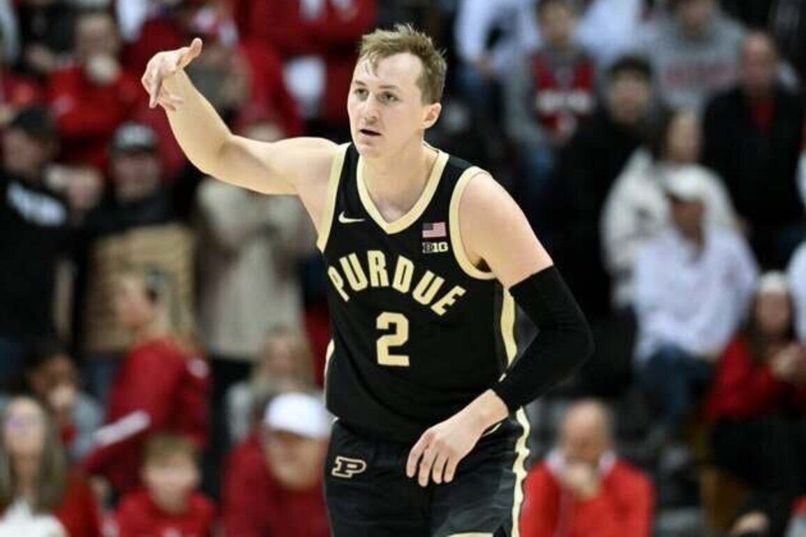 Confident Fletcher Loyer, No. 12 Purdue take aim at Oregon